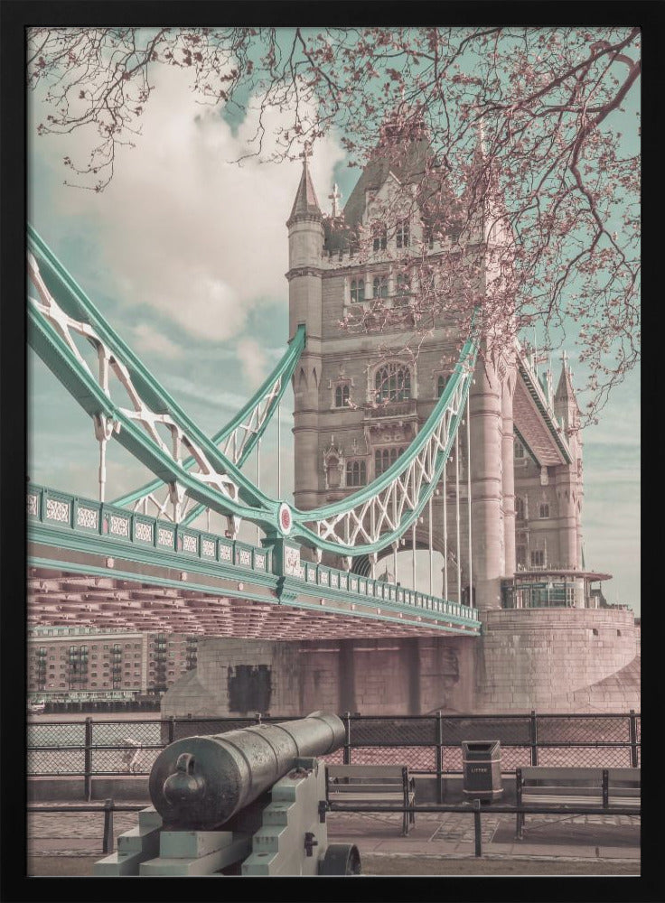 LONDON Tower Bridge in Detail | urban vintage style